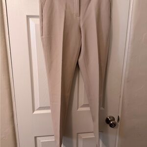 NWT Beige/ Biscotti  WHBM Tailored Trousers “The Slim Ankle” women’s size 6R